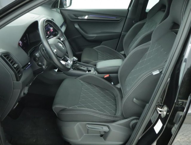 Škoda Karoq  1.5 TSI Sportline
