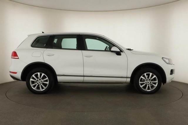 Volkswagen Touareg  3.0 TDI R-Line