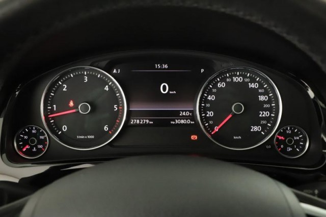 Volkswagen Touareg  3.0 TDI R-Line