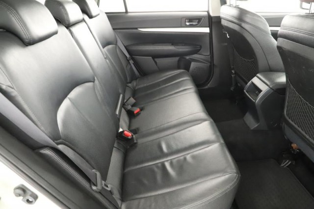 Subaru Outback  2.0 D 