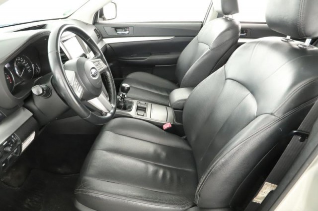 Subaru Outback  2.0 D 