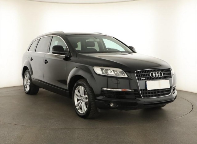 Audi Q7  3.0 TDI 