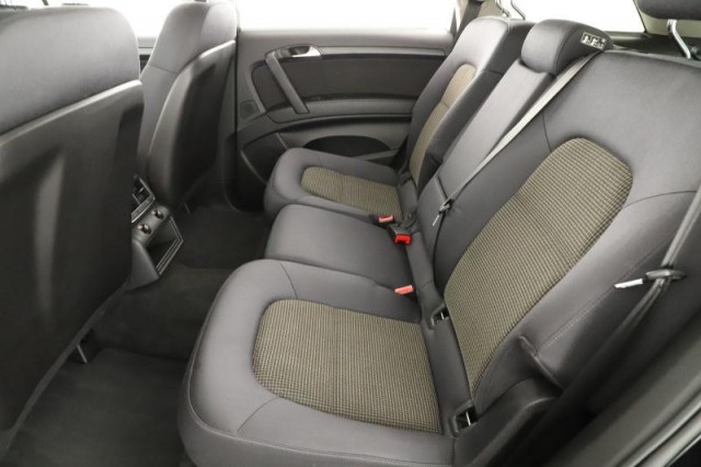 Audi Q7  3.0 TDI 