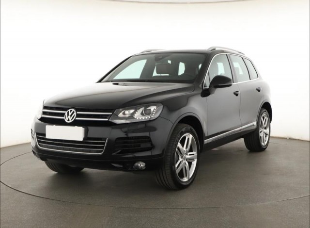 Volkswagen Touareg  3.0 TDI 