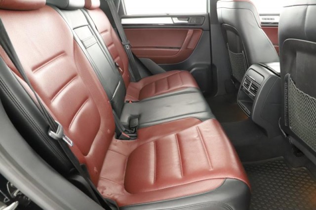 Volkswagen Touareg  3.0 TDI 