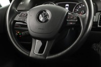 Volkswagen Touareg  3.0 TDI 