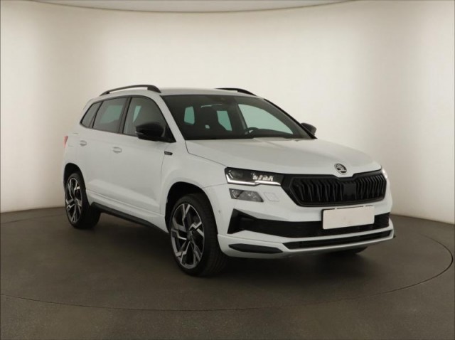 Škoda Karoq  1.5 TSI Sportline