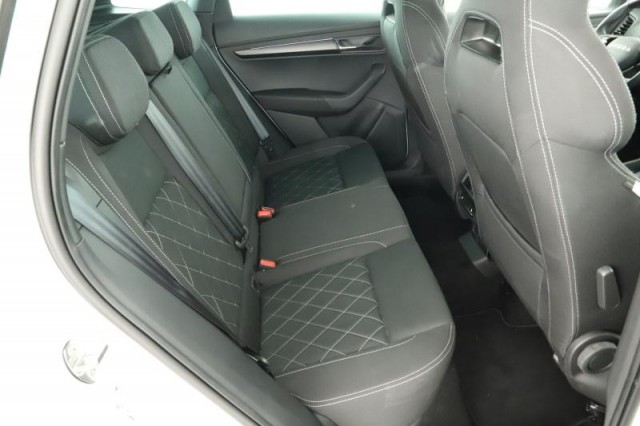Škoda Karoq  1.5 TSI Sportline