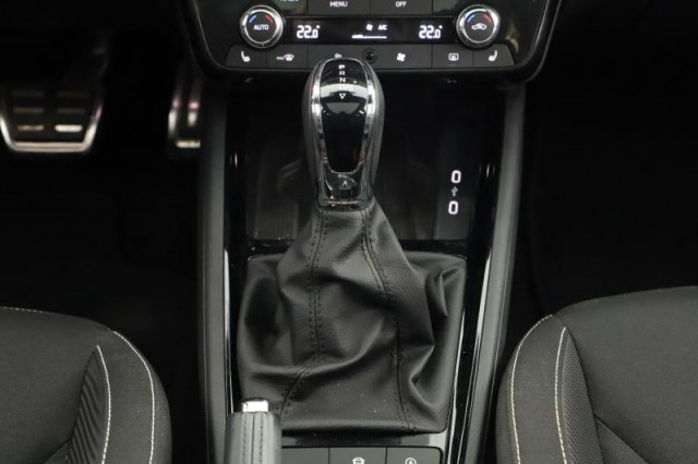 Škoda Kamiq  1.5 TSI Monte Carlo