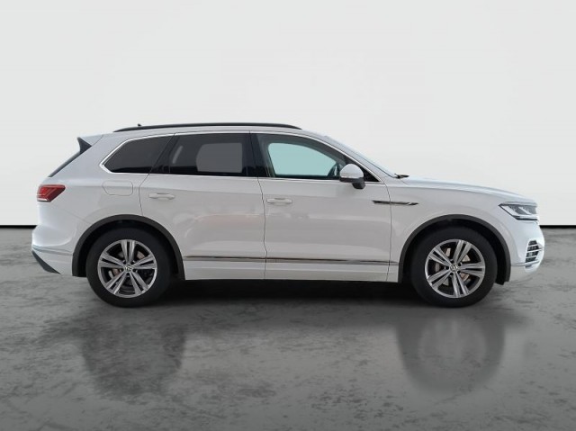 Volkswagen Touareg  3.0 TDI 