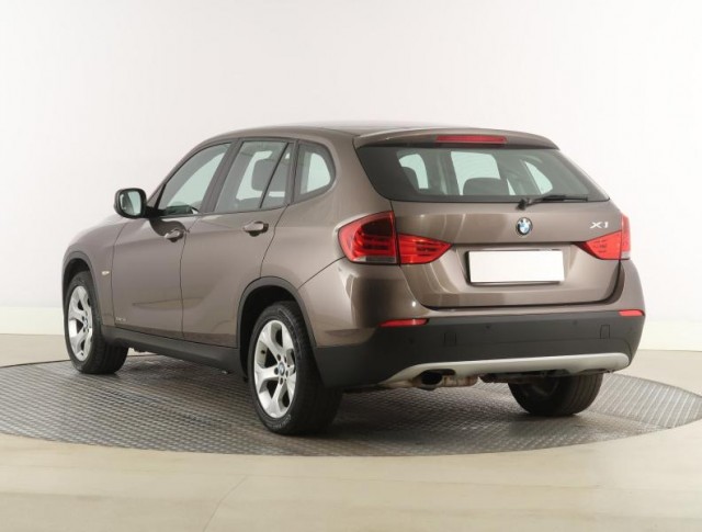 BMW X1  sDrive18i 