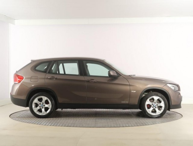 BMW X1  sDrive18i 