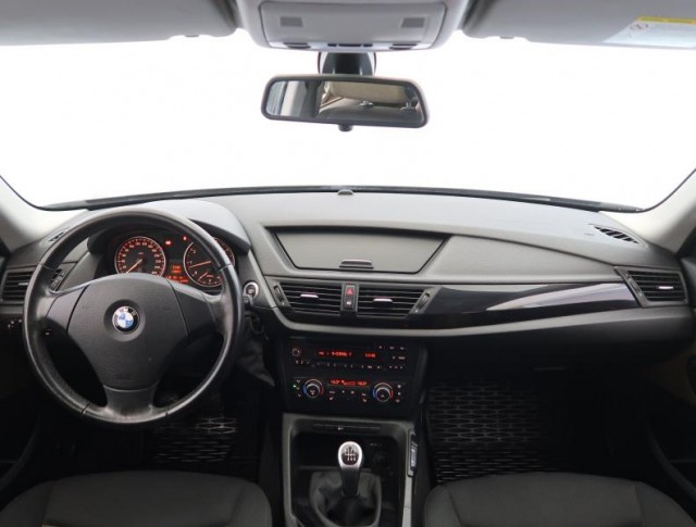 BMW X1  sDrive18i 