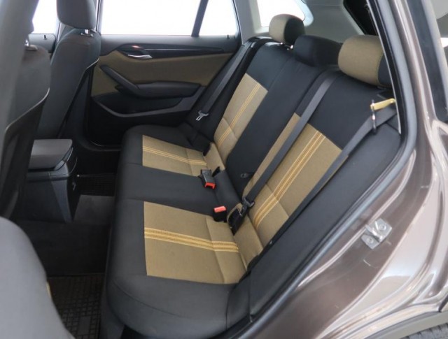 BMW X1  sDrive18i 