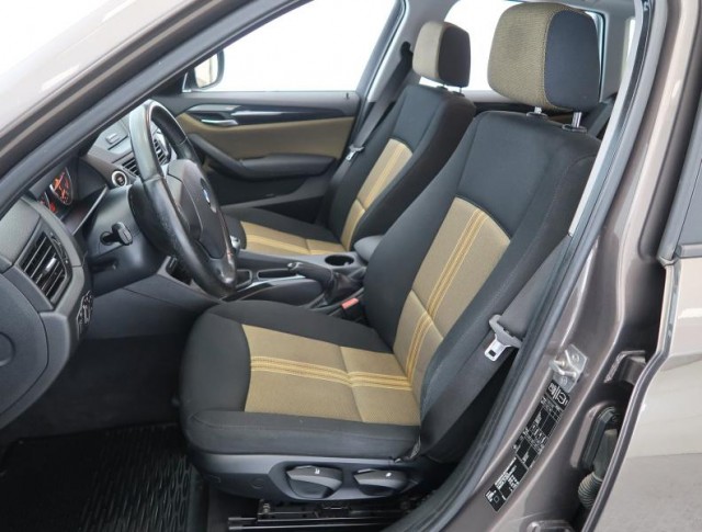 BMW X1  sDrive18i 