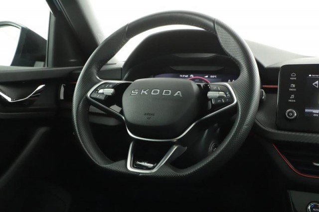 Škoda Kamiq  1.0 TSI Monte Carlo