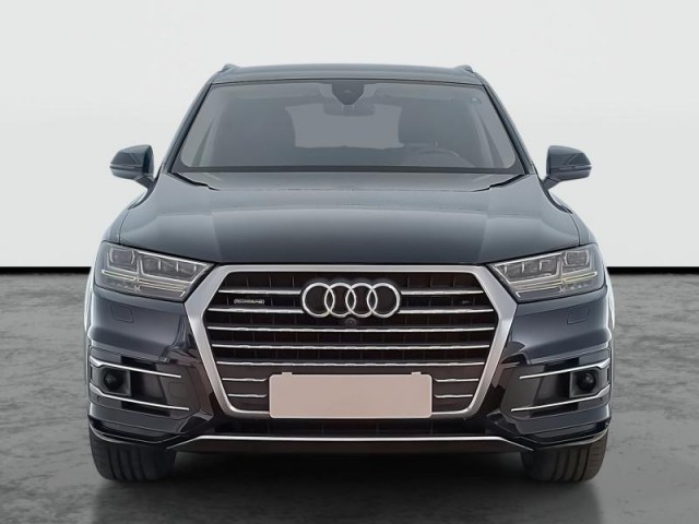 Audi Q7  3.0 TDI 