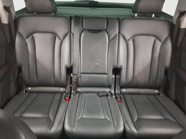 Audi Q7  3.0 TDI 