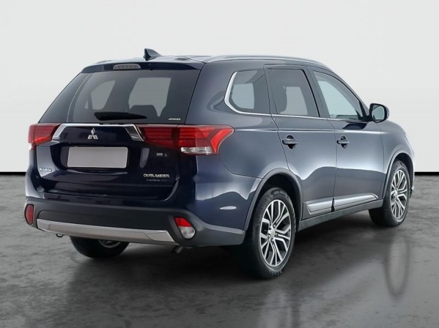 Mitsubishi Outlander  2.2 DI-D 