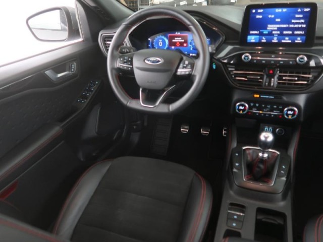 Ford Kuga  1.5 EcoBoost ST-Line