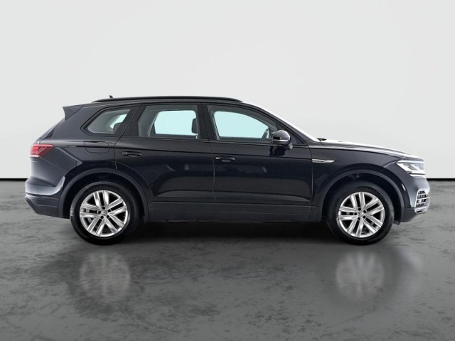 Volkswagen Touareg  3.0 TDI 