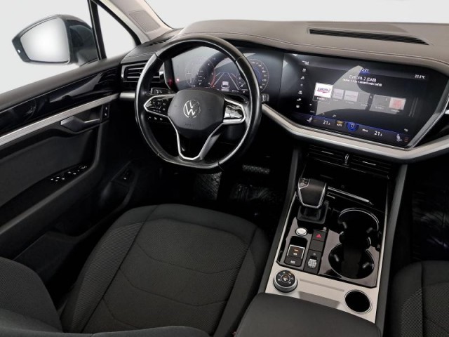 Volkswagen Touareg  3.0 TDI 