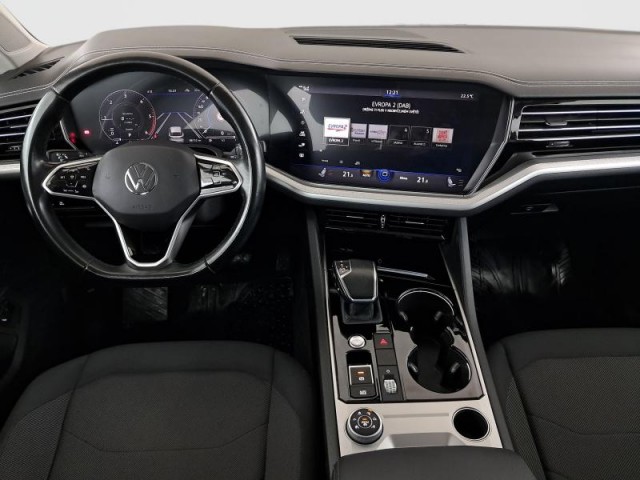 Volkswagen Touareg  3.0 TDI 