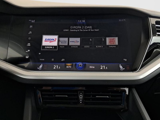 Volkswagen Touareg  3.0 TDI 