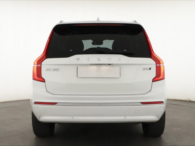 Volvo XC90  B5 AWD 