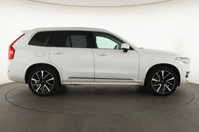 Volvo XC90  B5 AWD 