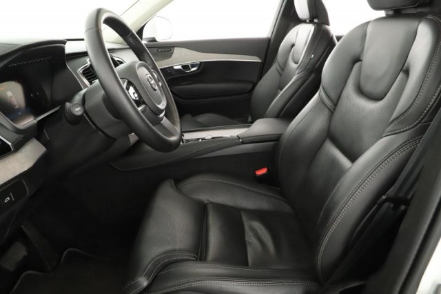 Volvo XC90  B5 AWD 