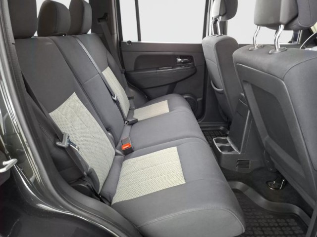 Jeep Cherokee  2.8 CRD 