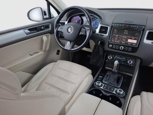 Volkswagen Touareg  3.0 TDI 