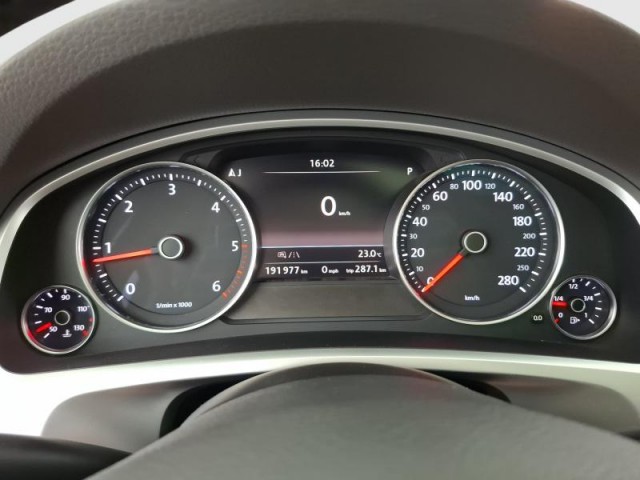Volkswagen Touareg  3.0 TDI 