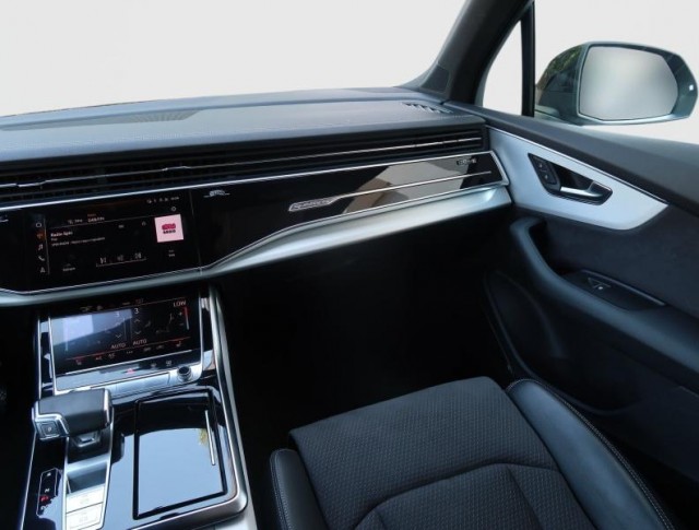 Audi Q7  60 TFSI e S-Line