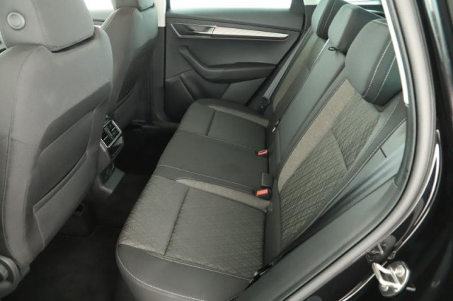 Škoda Karoq  1.5 TSI 