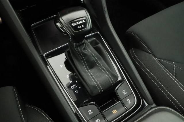 Škoda Karoq  2.0 TDI Sportline