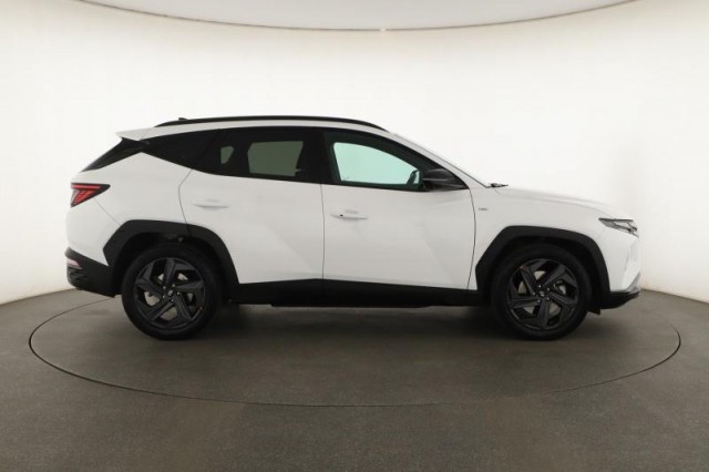 Hyundai Tucson  1.6 T-GDI 48V MHEV 