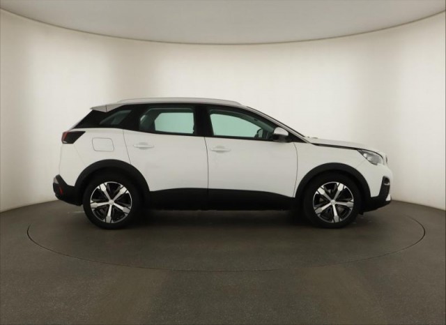 Peugeot 3008  1.2 PureTech 