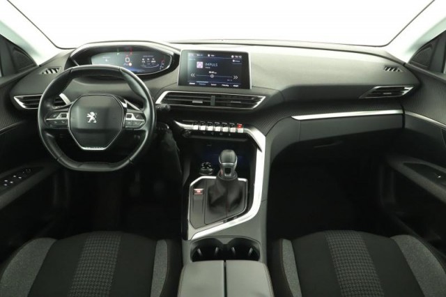 Peugeot 3008  1.2 PureTech 