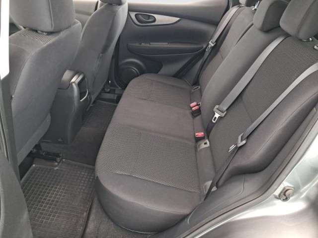 Nissan Qashqai  1.2 DIG-T 