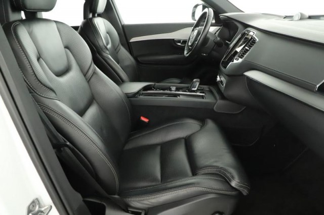 Volvo XC90  B6 AWD 