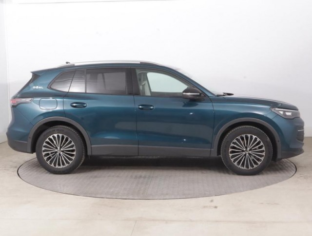 Volkswagen Tiguan  1.5 eTSI Life