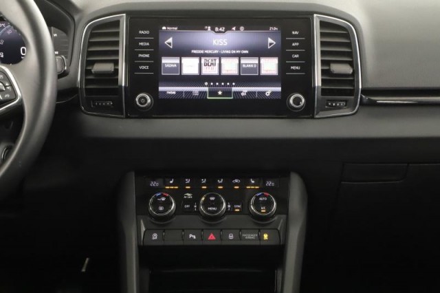 Škoda Karoq  1.5 TSI Style