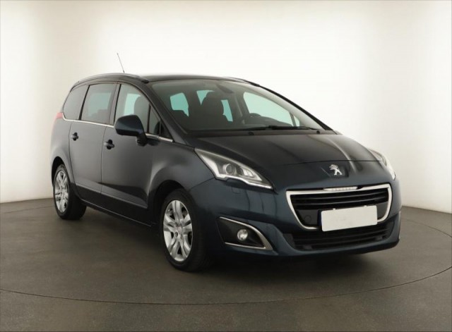Peugeot 5008  2.0 HDI 
