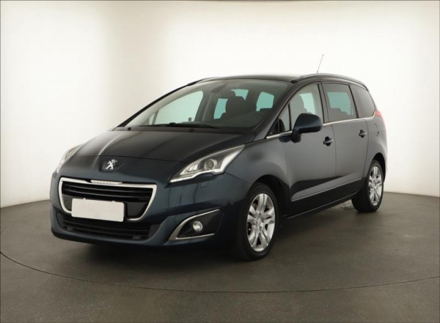 Peugeot 5008  2.0 HDI 