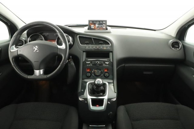Peugeot 5008  2.0 HDI 