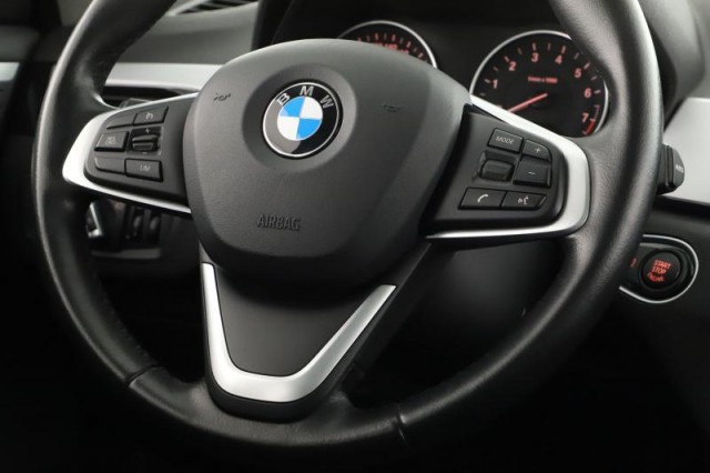 BMW X1  xDrive20i 