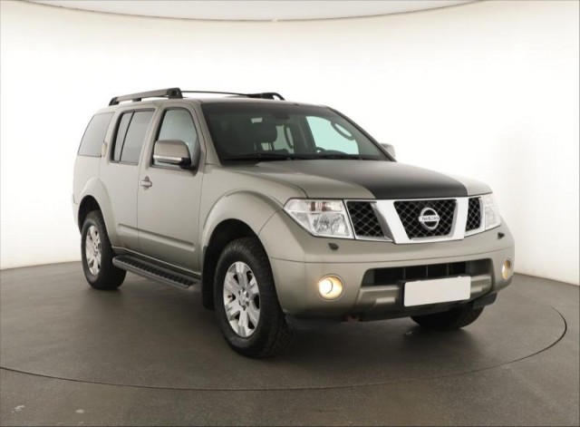 Nissan Pathfinder  2.5 dCi 
