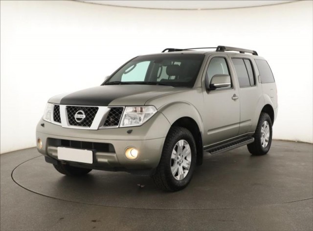 Nissan Pathfinder  2.5 dCi 